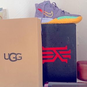 kyrie basketball athletic shoes.